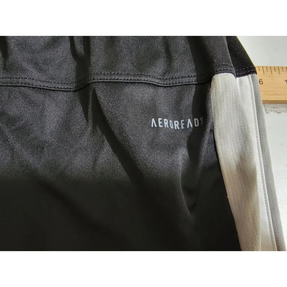 Adidas Aeroready Men's Black & White Zip Pocket Shorts - 28x19